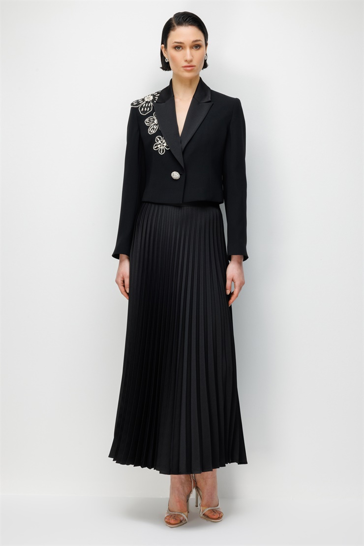 Modailgi  Çiçek Desen Taş Aksesuarlı Tek Düğme Krop Ceket - 35022 Siyah