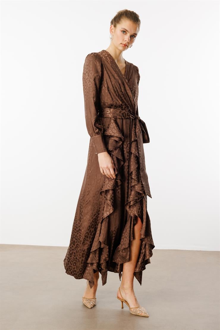 Modailgi  Çift Volanlı Jakar Desenli Kruvaze Elbise Kahve