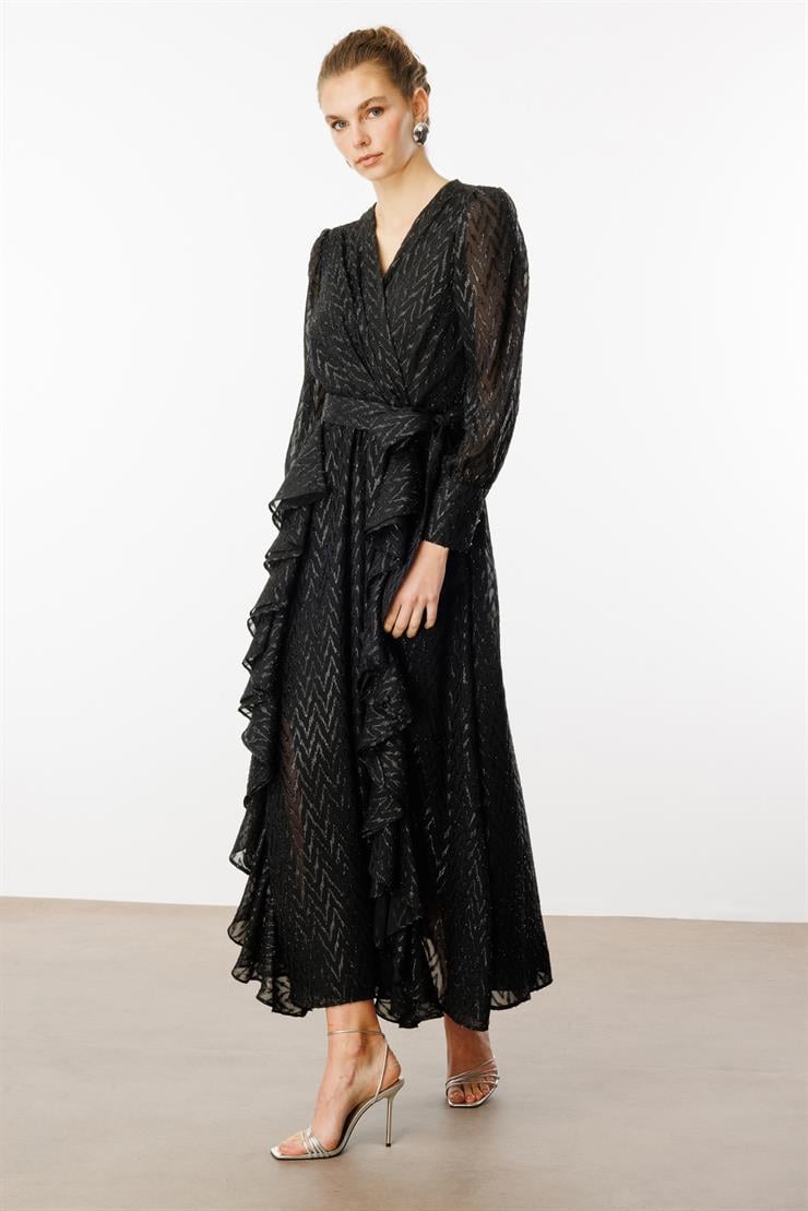 Modailgi  Çift Volanlı Simli Zikzak Desenli Kruvaze Elbise Siyah