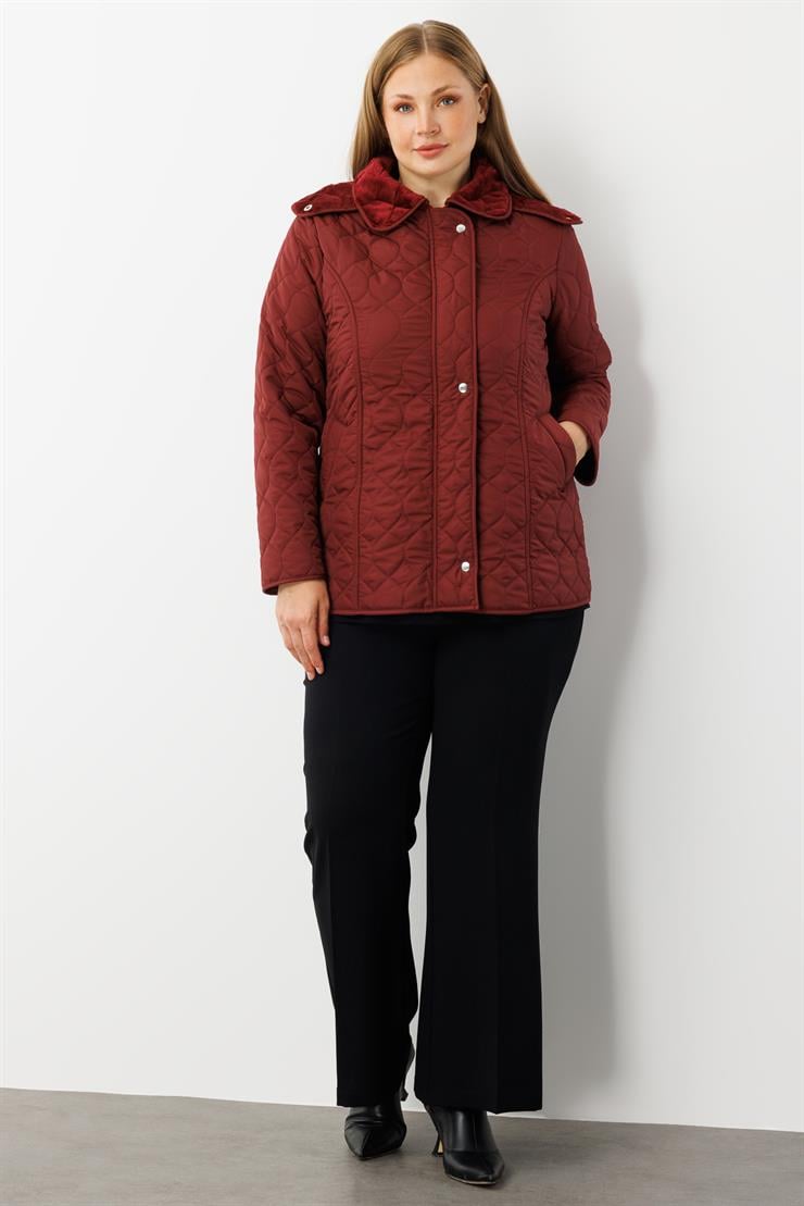 Modailgi  Çıtçıtlı Fermuarlı Soğan Desenli Kapüşonlu Kısa Kapitone Kaban Bordo