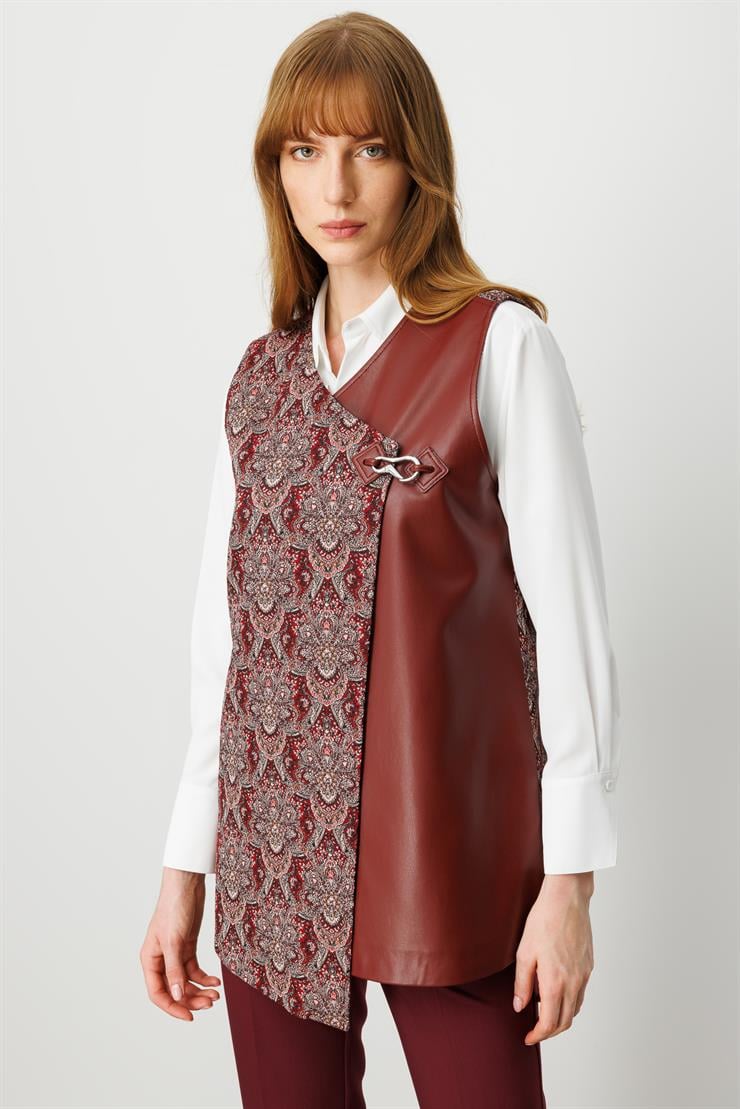 Modailgi  Deri Kumaş Garnili Klapa Kapamalı Asimetrik Jakar Yelek Bordo