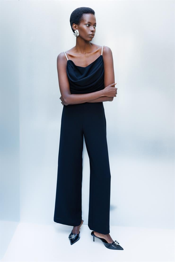 Modailgi  Drape Detaylı Askılı Tulum Siyah