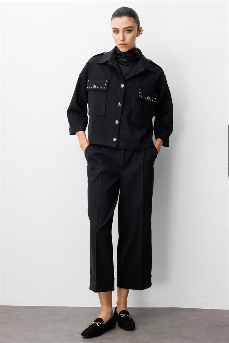 Modailgi  Düşük Omuz Apoletli Cepleri Trok Detaylı Kısa Oversize Ceket - 45013 Siyah