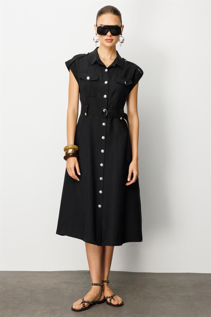 Modailgi  Düşük Omuzlu Apolet ve Kuşak Detaylı Düğme Kapamalı Midi Boy Elbise Siyah