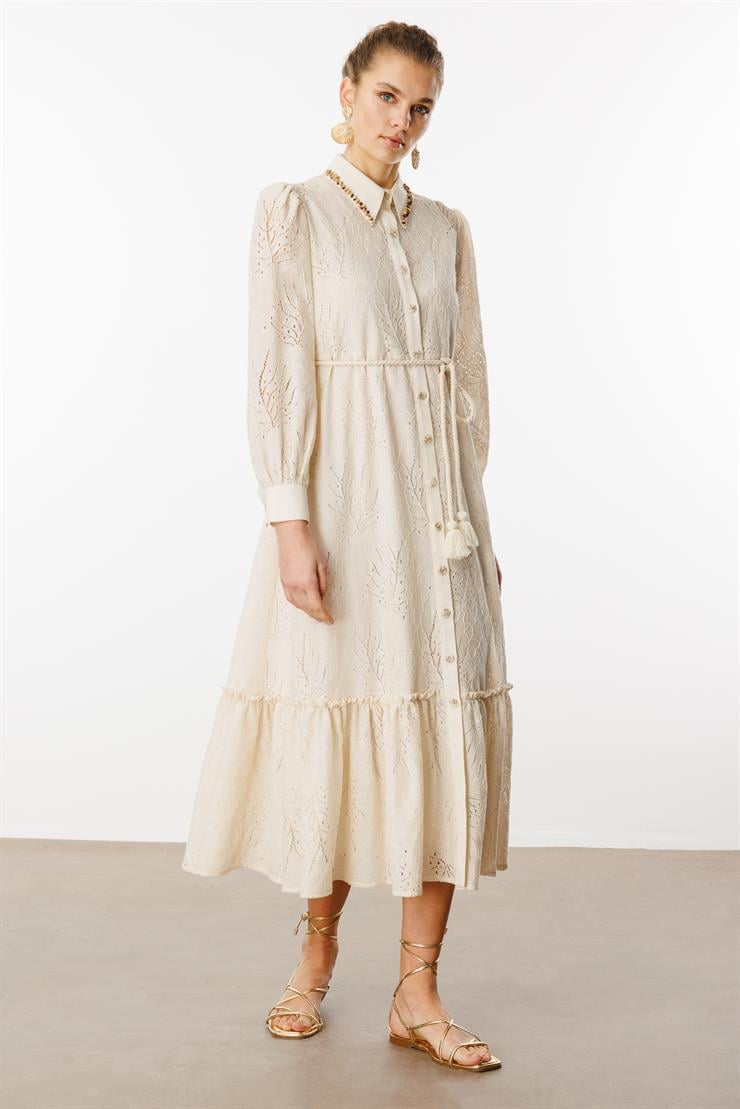 Modailgi  Düz Kumaş Garni Detaylı İşlemeli İçlik Kapamalı Uzun Dantel Elbise Taş