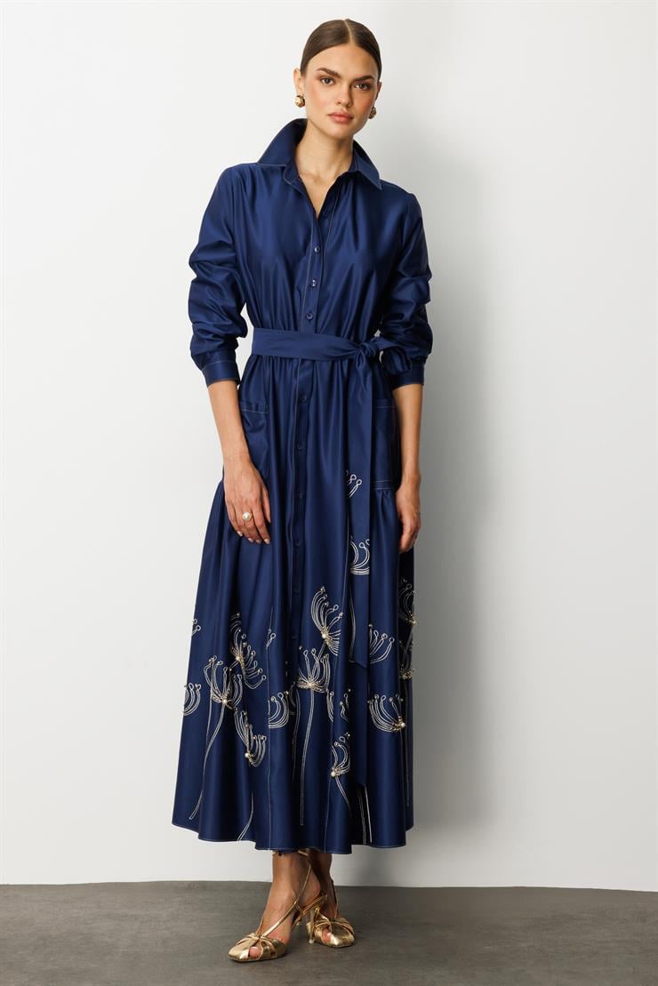 Modailgi  Etek Ucu Nakış ve İşlemeli Beli Lastikli Kuşaklı Safari Kol Uzun Elbise Lacivert