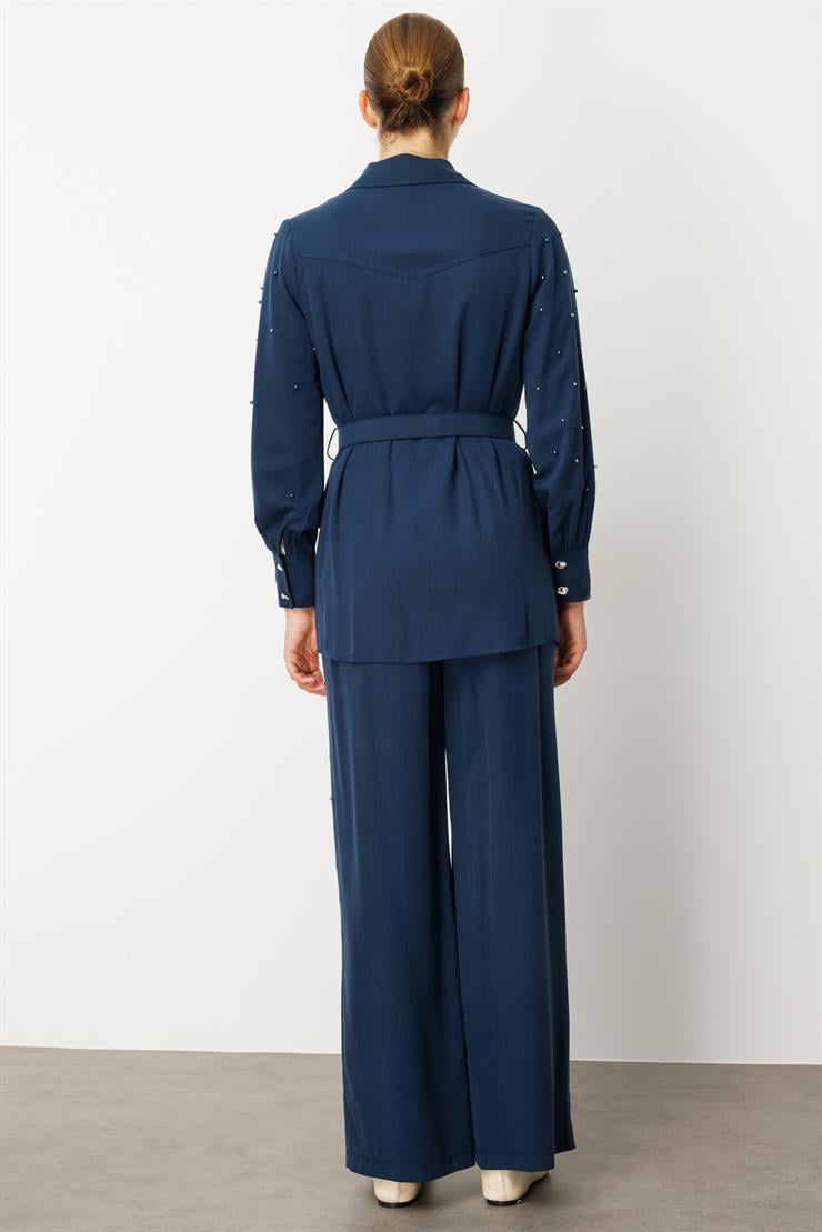 Modailgi  Fermuar Kapamalı İnci Detaylı Beli Kemerli Rahat Kesim Tunik - 40041 İndigo