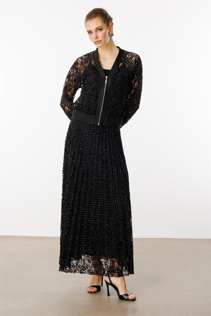 Modailgi  Fermuar Kapamalı Ribana Detaylı Taşlı Dantel Bluz Siyah