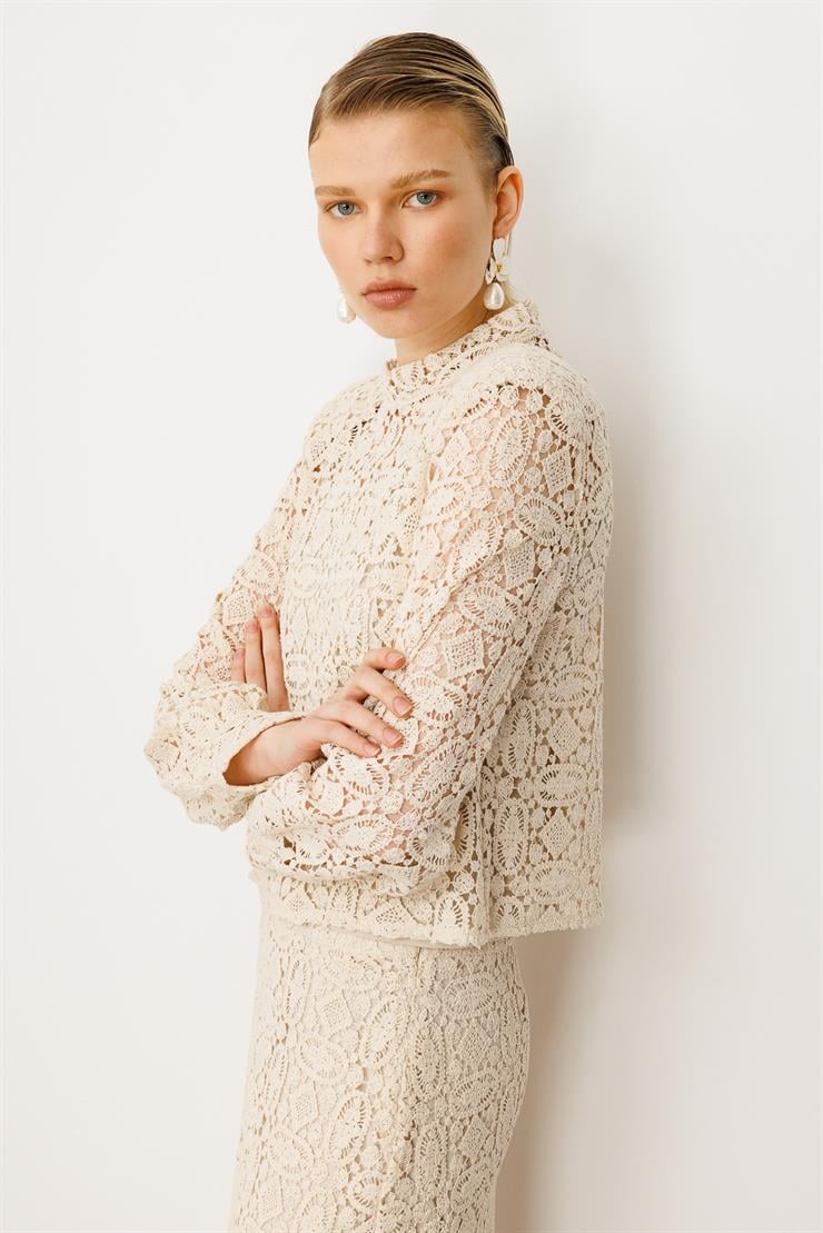 Modailgi  Hakim Yaka Arka Fermuar Kapamalı Güpür Dantelli Ceket Taş