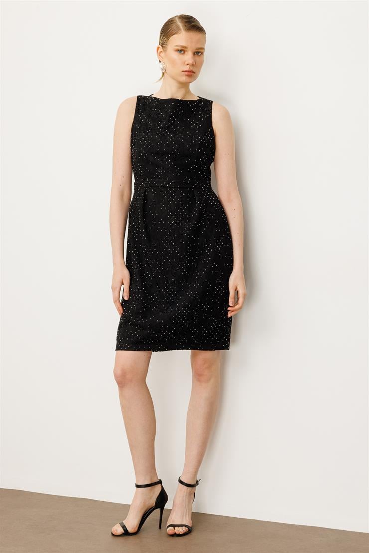 Modailgi  Havuz Yaka Sırtı Transparan Kısa Kolsuz Dantel Elbise Siyah