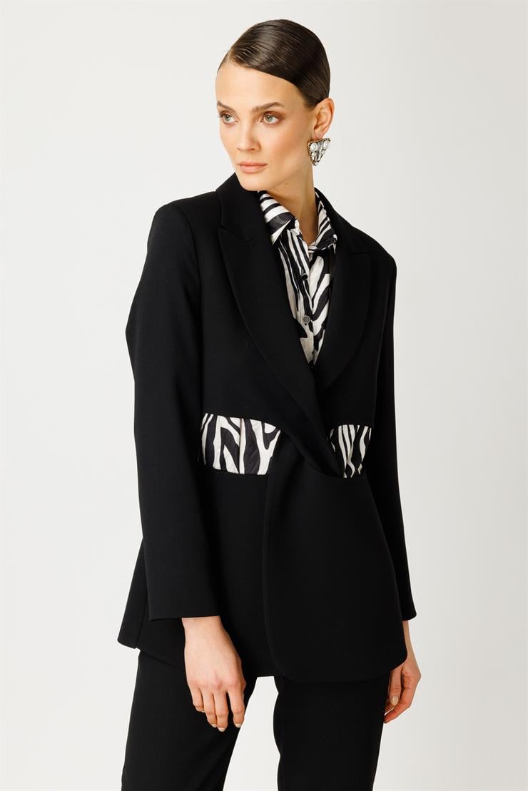 Modailgi  İç İçe Geçmeli Arkası Çıtçıtlı Ceket Siyah