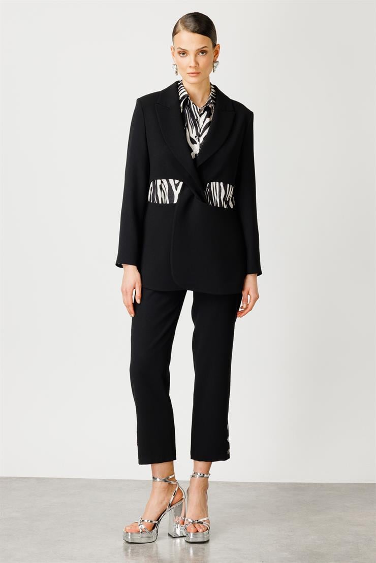 Modailgi  İç İçe Geçmeli Arkası Çıtçıtlı Ceket Siyah