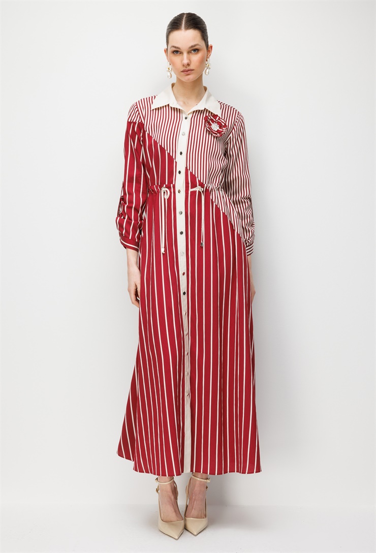 Modailgi  İnce ve Kalın Çizgi Kombinli Beli Büzgülü Uzun Elbise Bordo