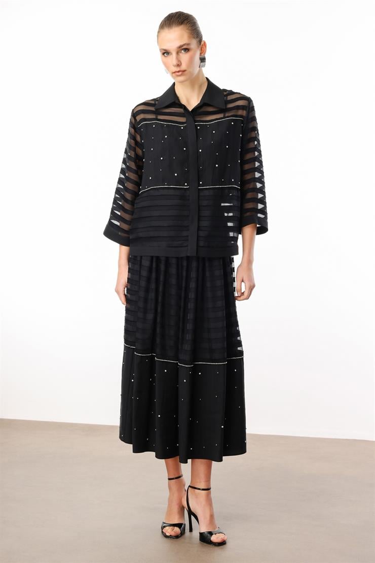 Modailgi  İşleme ve Şerit Aksesuarlı Kısa Gömlek Siyah