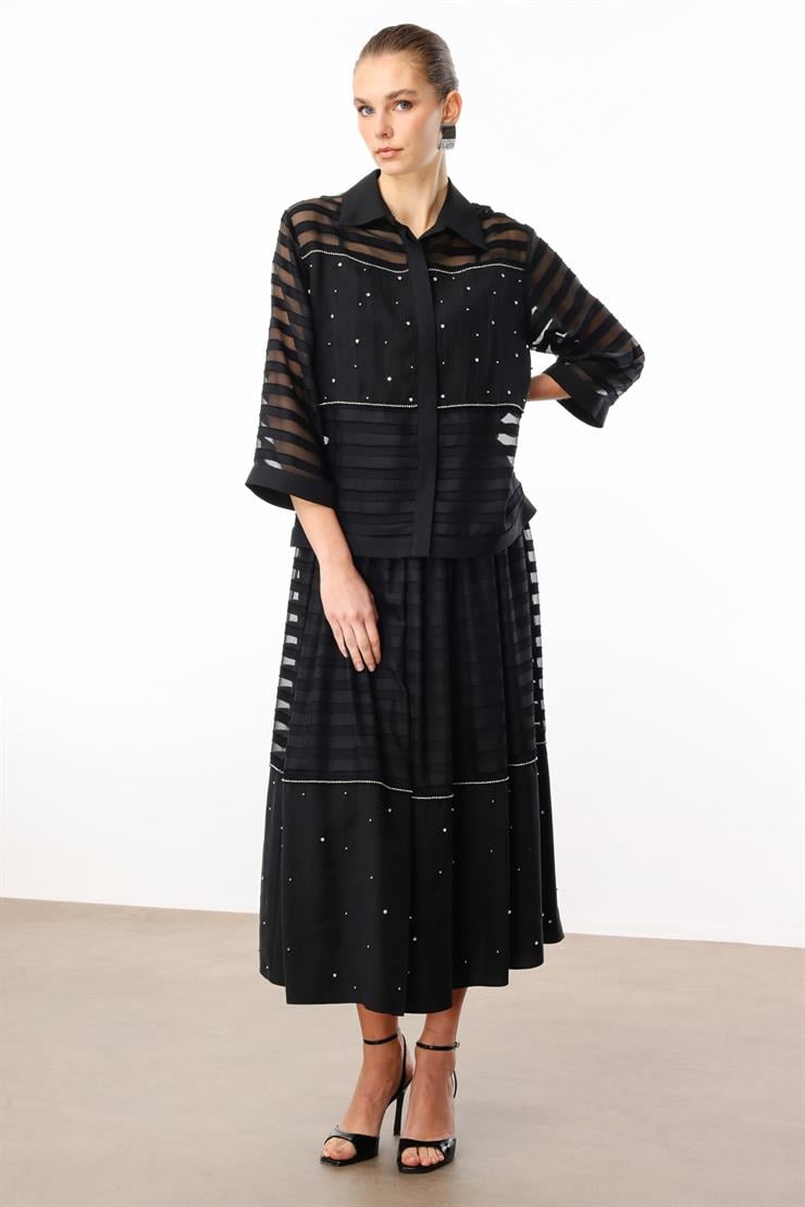 Modailgi  İşleme ve Şerit Aksesuarlı Kısa Gömlek Siyah