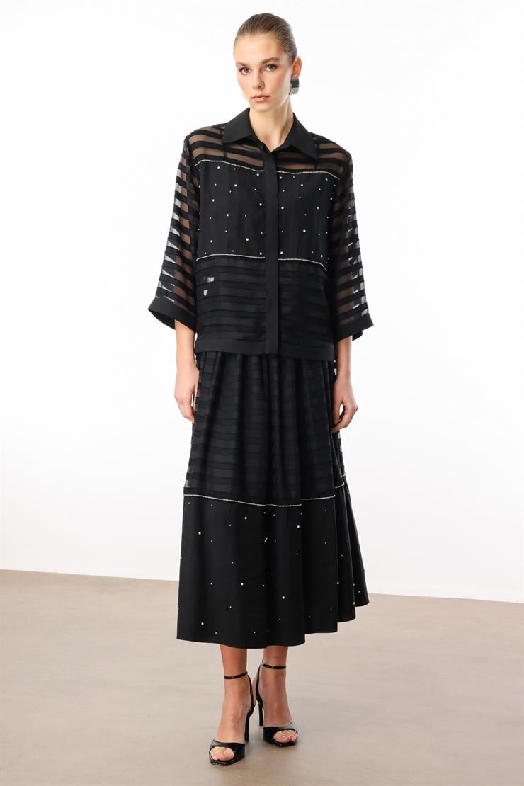 Modailgi  İşleme ve Şerit Aksesuarlı Kısa Gömlek Siyah