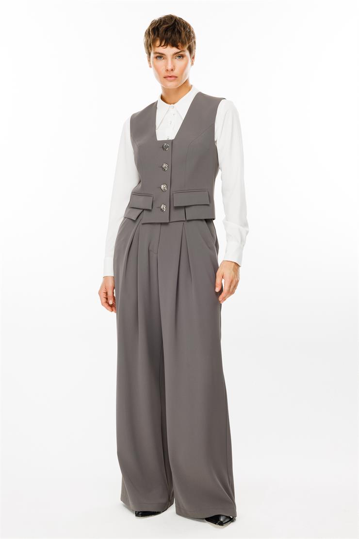 Modailgi  Kare Yaka Kapamalı Yırtmaç ve Kapak Detaylı Kısa Yelek - 4118 Gri