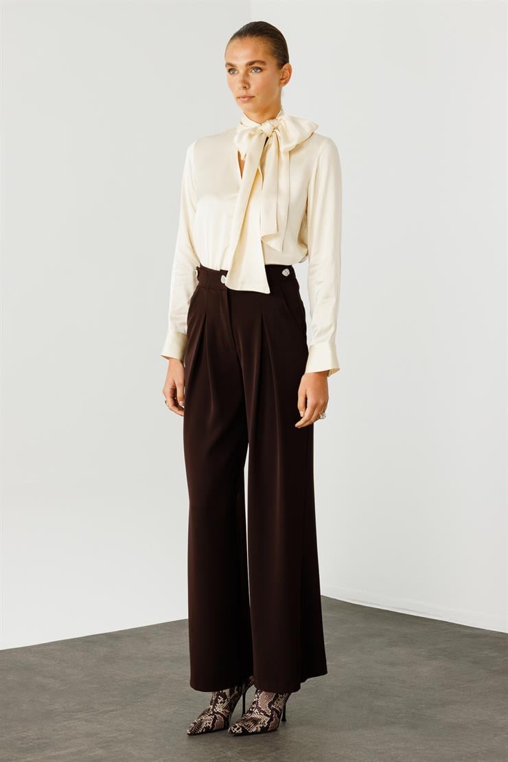 Modailgi  Kemeri Apoletli Yandan Cepli Plikaşeli Pantolon - 7069 Kahve