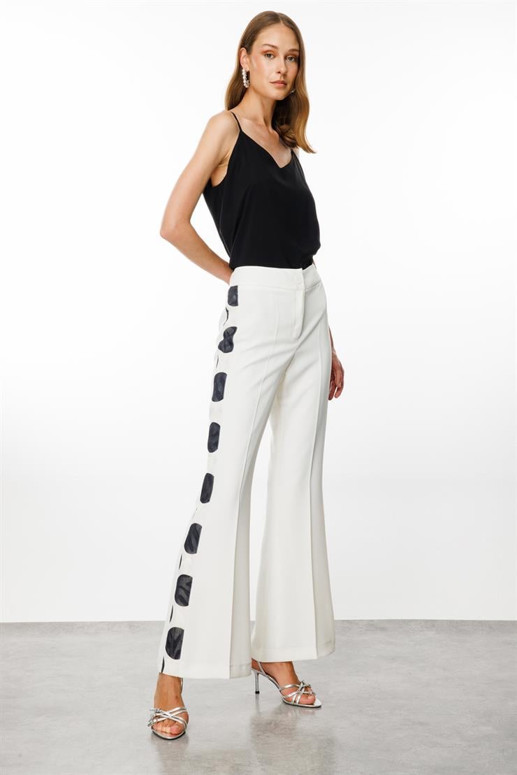 Modailgi  Kenarları Puantiye Desen Şeritli Pantolon - 7595,7596 Ekru