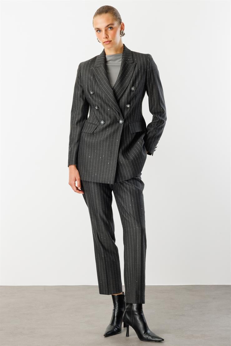 Modailgi  Kırlangıç Yaka Kruvaze Kapama Düğme Detaylı Astarlı Ceket - 45003 Siyah