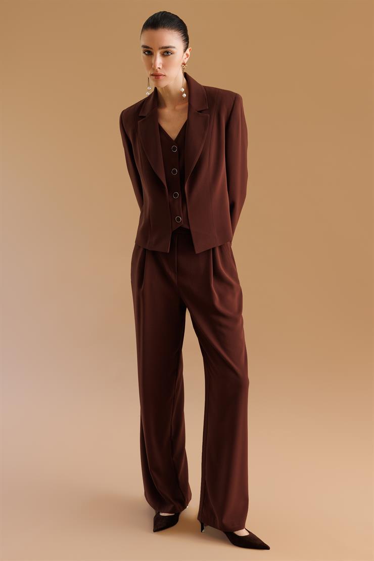 Modailgi  Kırlangıç Yaka Kuptan Kesik Yelek Detaylı Astarlı Kısa Ceket - 40030 Kahve