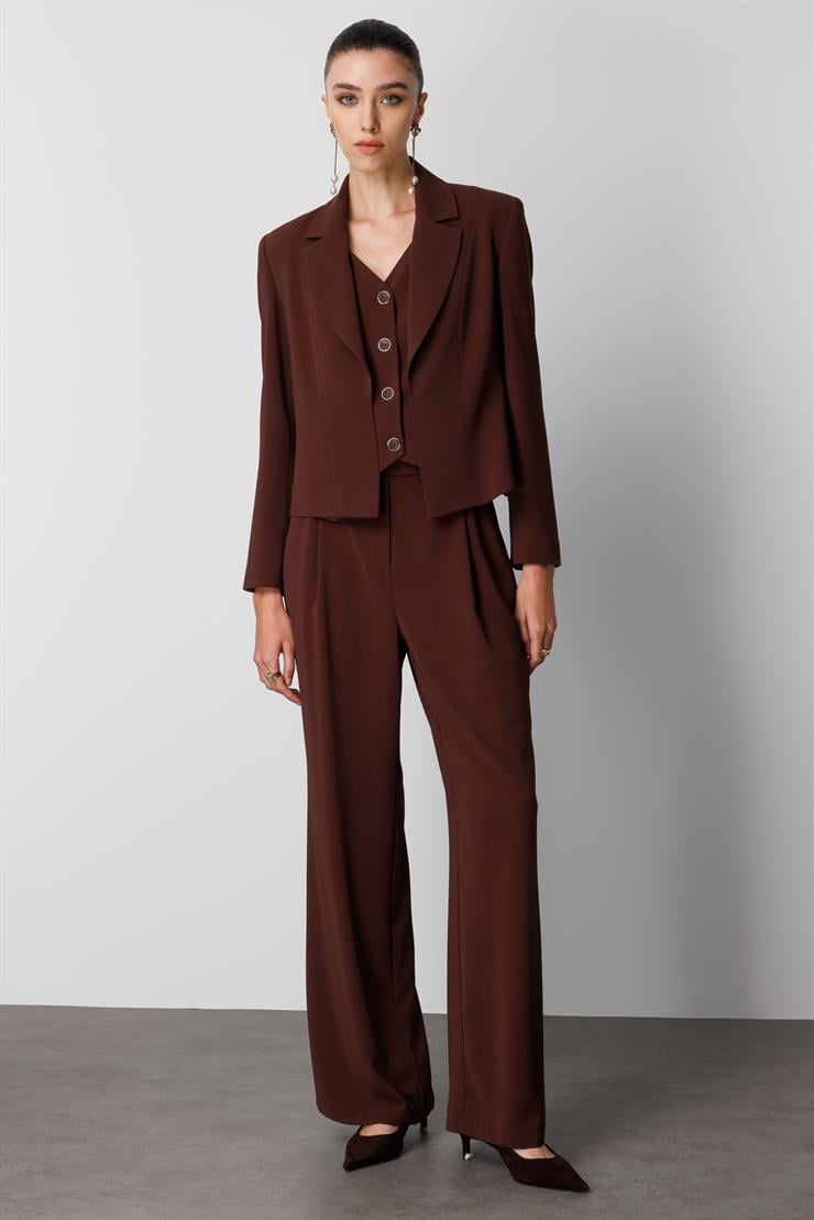 Modailgi  Kırlangıç Yaka Kuptan Kesik Yelek Detaylı Astarlı Kısa Ceket - 40030 Kahve