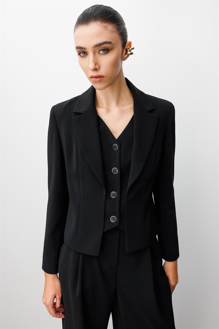 Modailgi  Kırlangıç Yaka Kuptan Kesik Yelek Detaylı Astarlı Kısa Ceket - 40030 Siyah