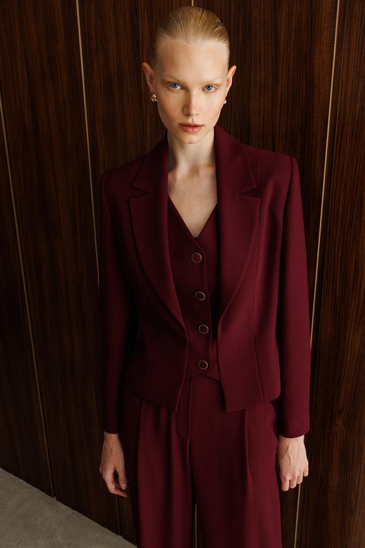 Modailgi  Kırlangıç Yaka Kuptan Kesik Yelek Detaylı Astarlı Kısa Ceket - 40030 Bordo