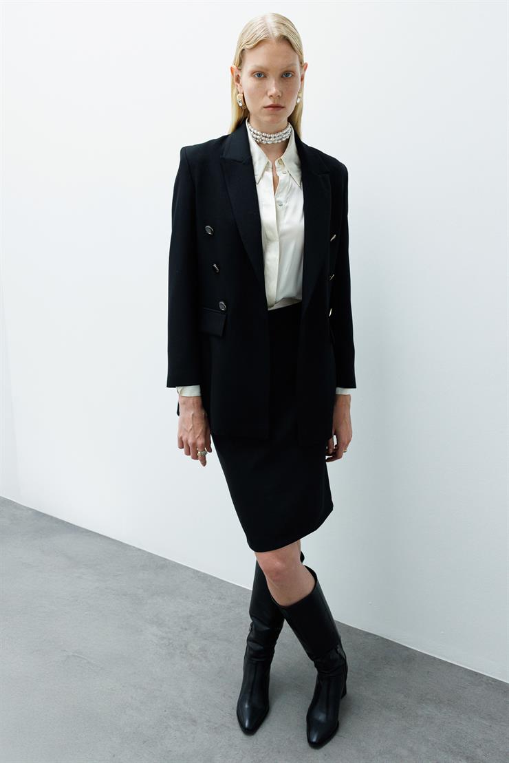 Modailgi  Kırlangıç Yaka Önü Açık Rahat Kesim Astarlı Ceket Siyah