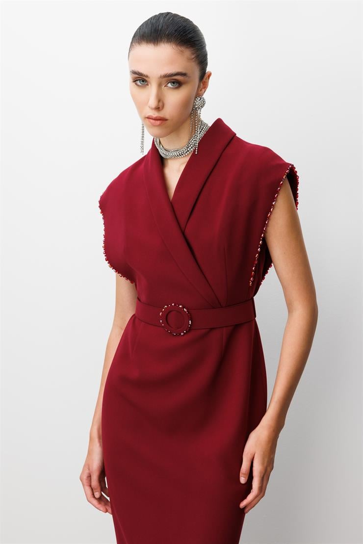 Modailgi  Kol Ağzı Boncuk Aksesuar Detaylı Elbise Bordo