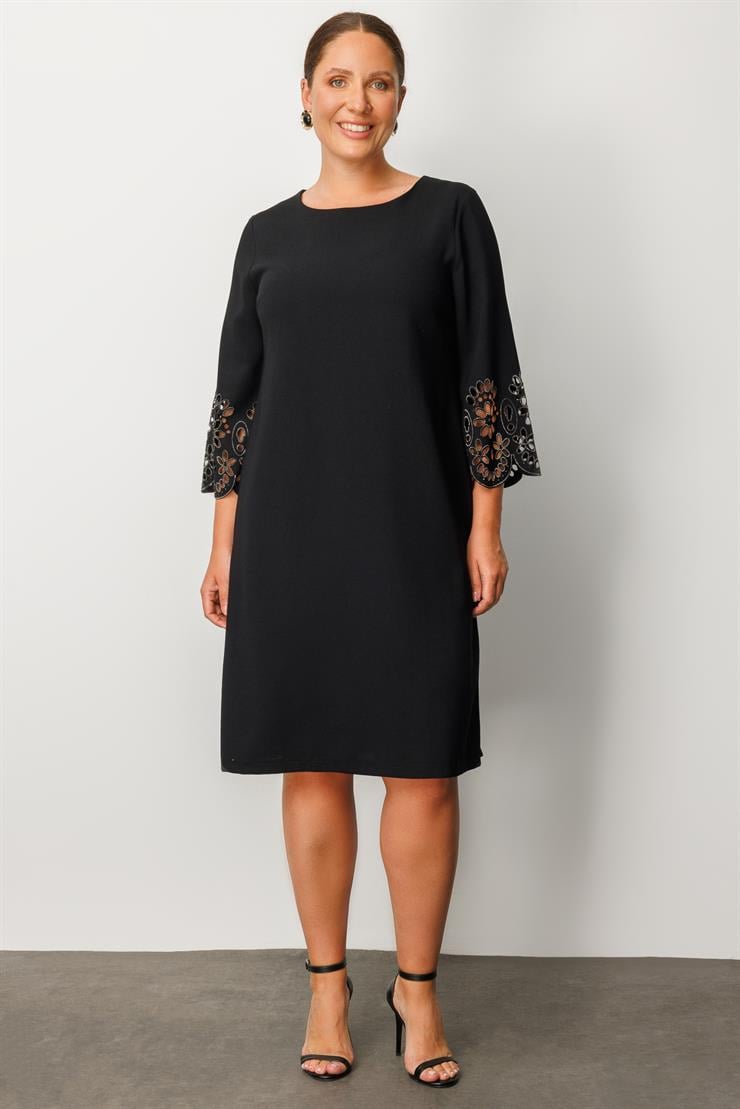 Modailgi  Kol Ağzı Lazerli Taşlı Elbise Siyah