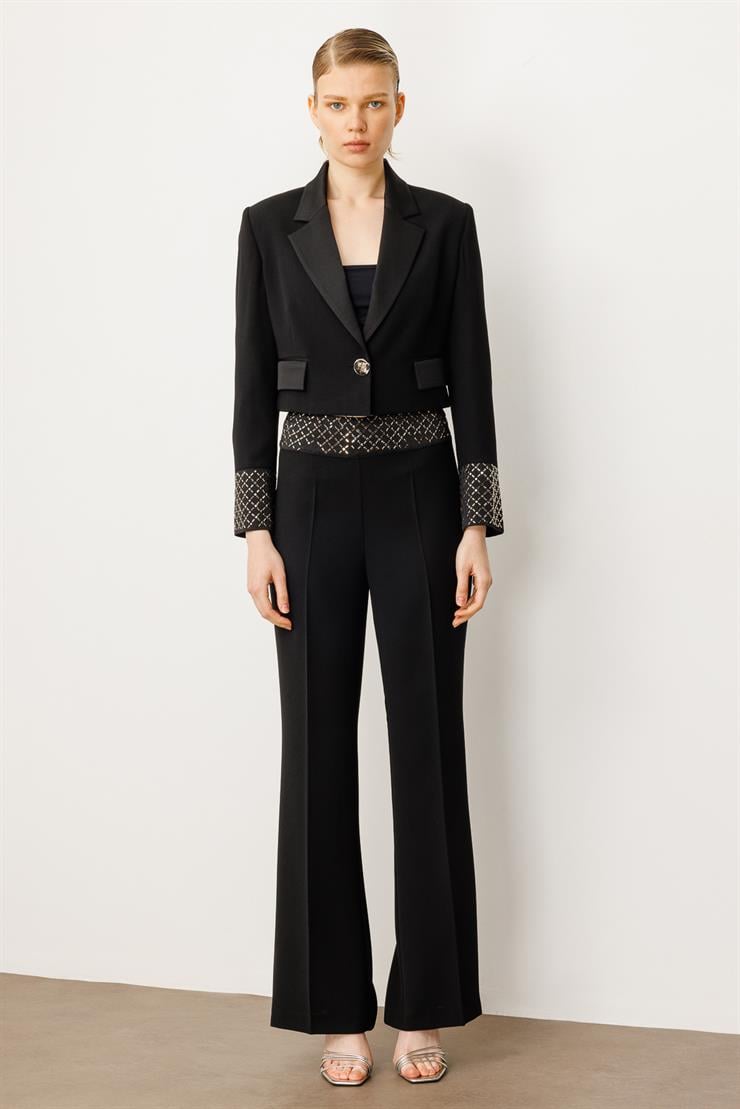 Modailgi  Kol Manşeti Taşlı Tek Düğme Krop Ceket - 40053 Siyah