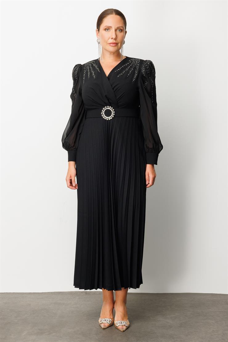 Modailgi  Kolları Omuzları Taşlı Beli Kemerli Piliseli Uzun Elbise Siyah
