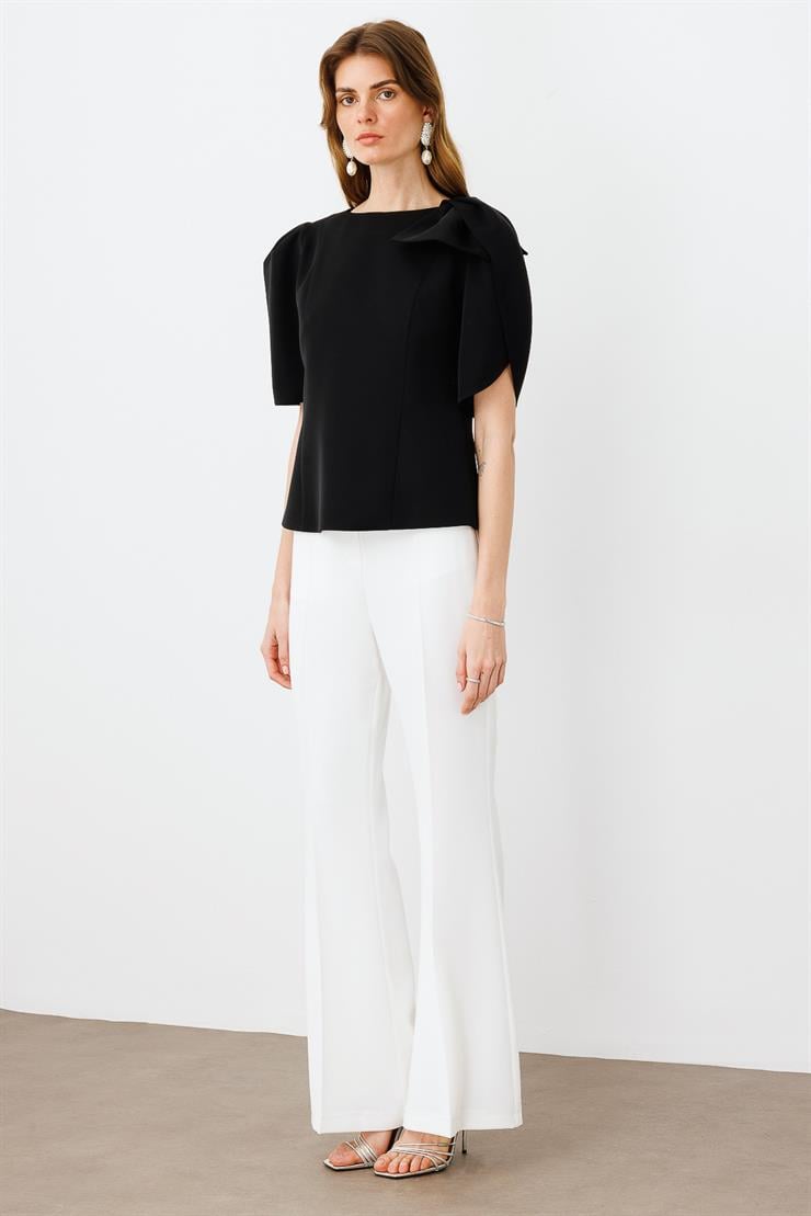 Modailgi  Kolları Pile Fiyonk Anvelop Detaylı Fermuar Kapamalı Bluz Siyah