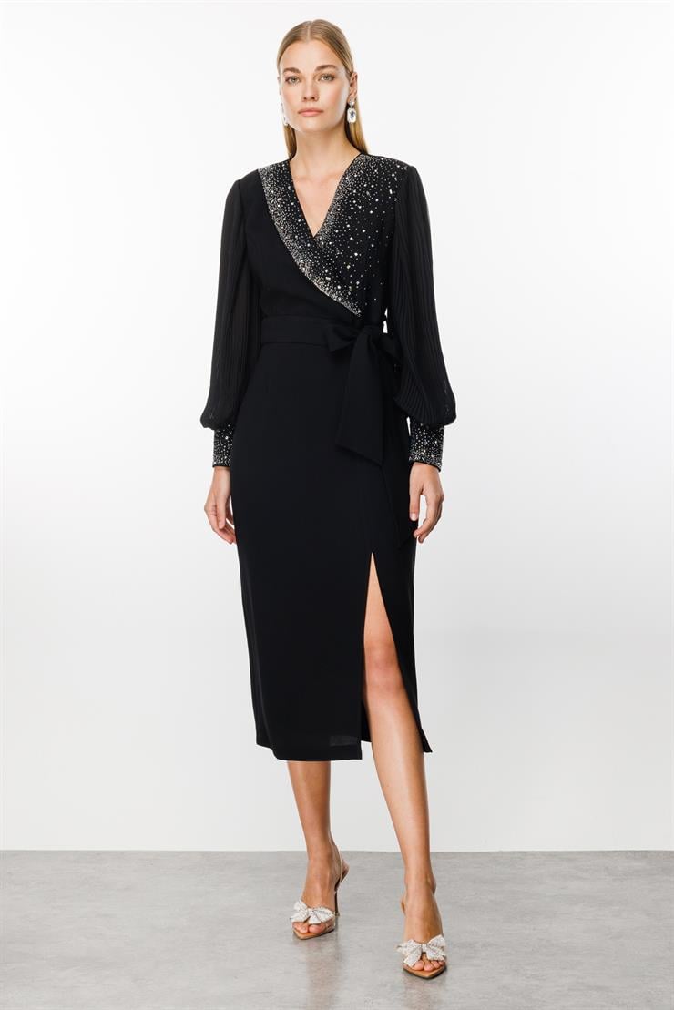 Modailgi  Kolları Piliseli Taş Detaylı Elbise Siyah