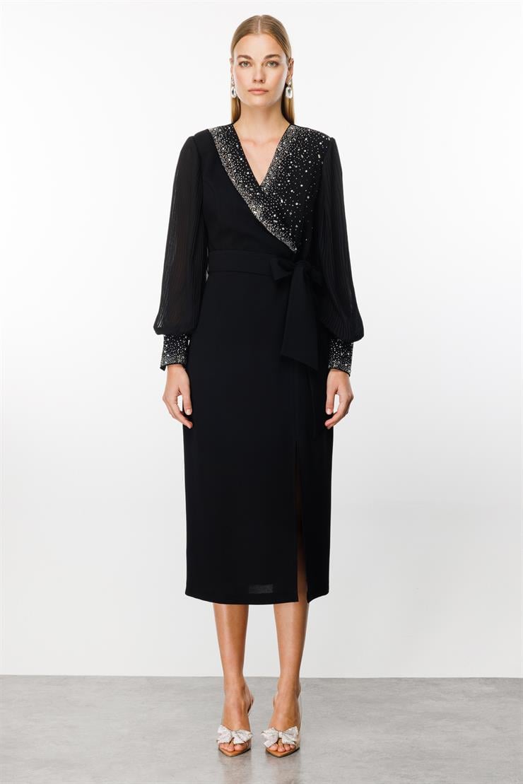 Modailgi  Kolları Piliseli Taş Detaylı Elbise Siyah