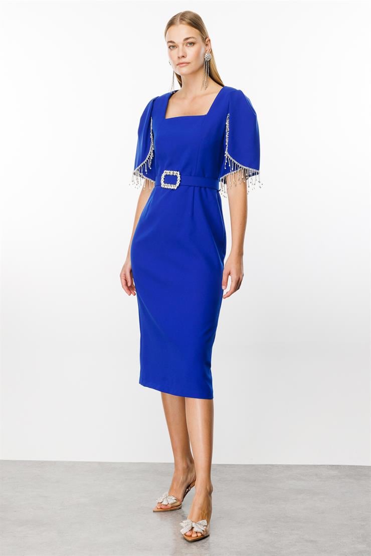 Modailgi  -*Kolları Şerit Aksesuarlı Elbise Saks