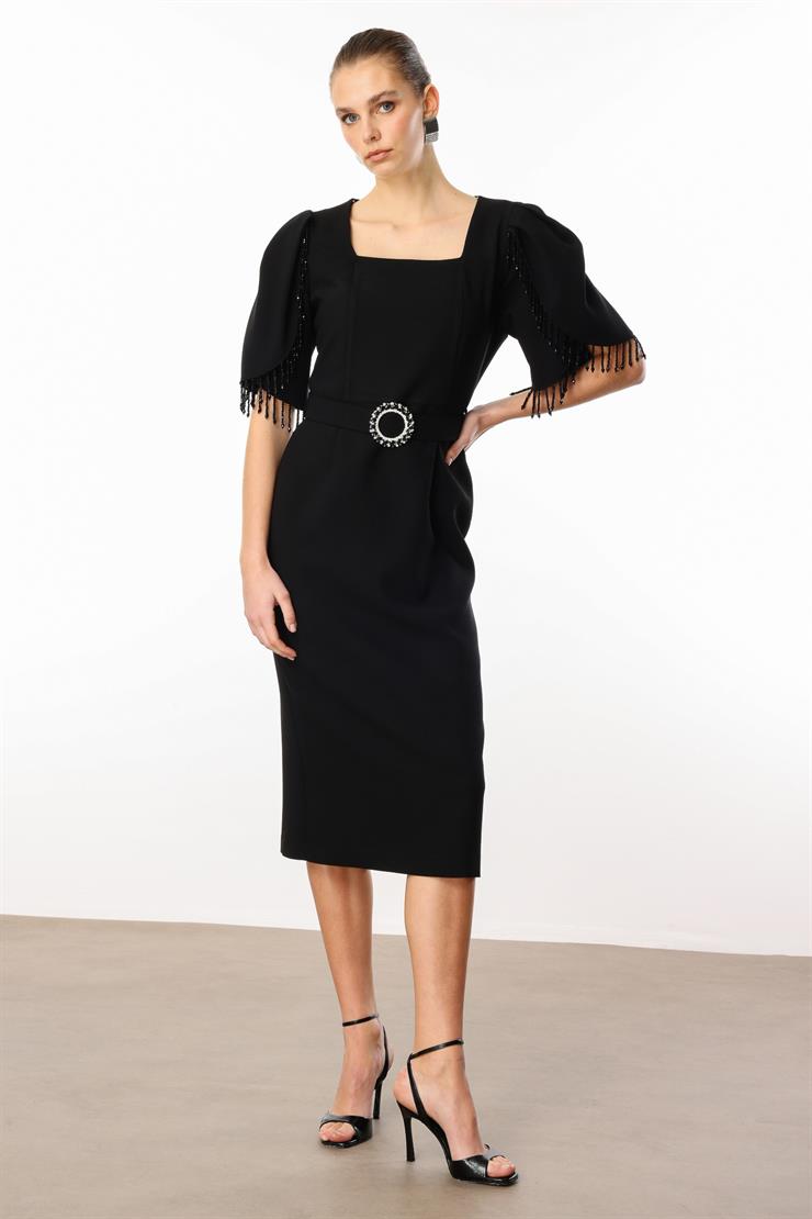 Modailgi  Kolları Şerit Boncuk Aksesuarlı Elbise Siyah