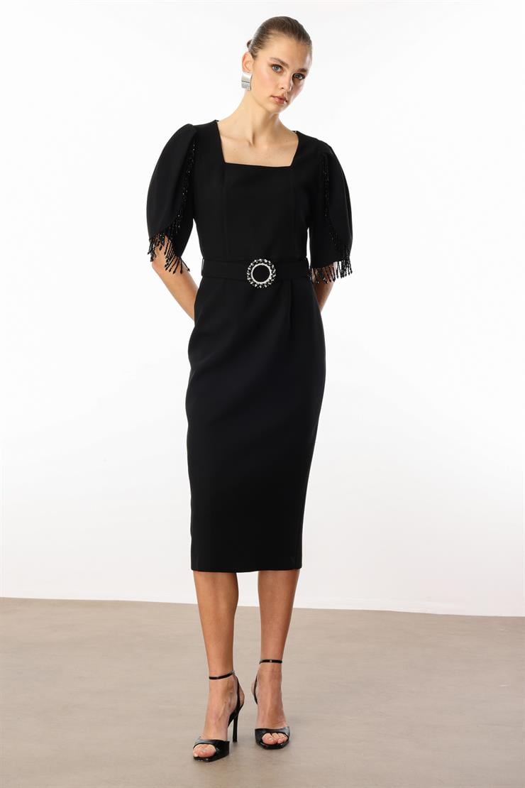 Modailgi  Kolları Şerit Boncuk Aksesuarlı Elbise Siyah