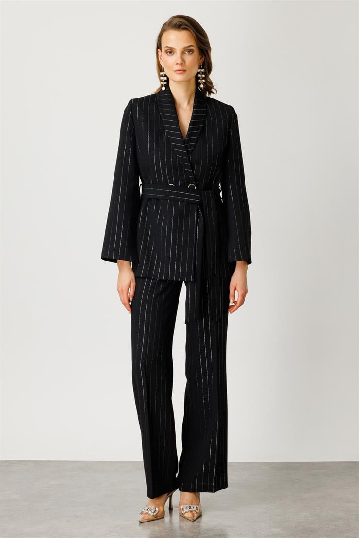 Modailgi  Kolları Yırtmaçlı Simli Çizgili Ceket Siyah