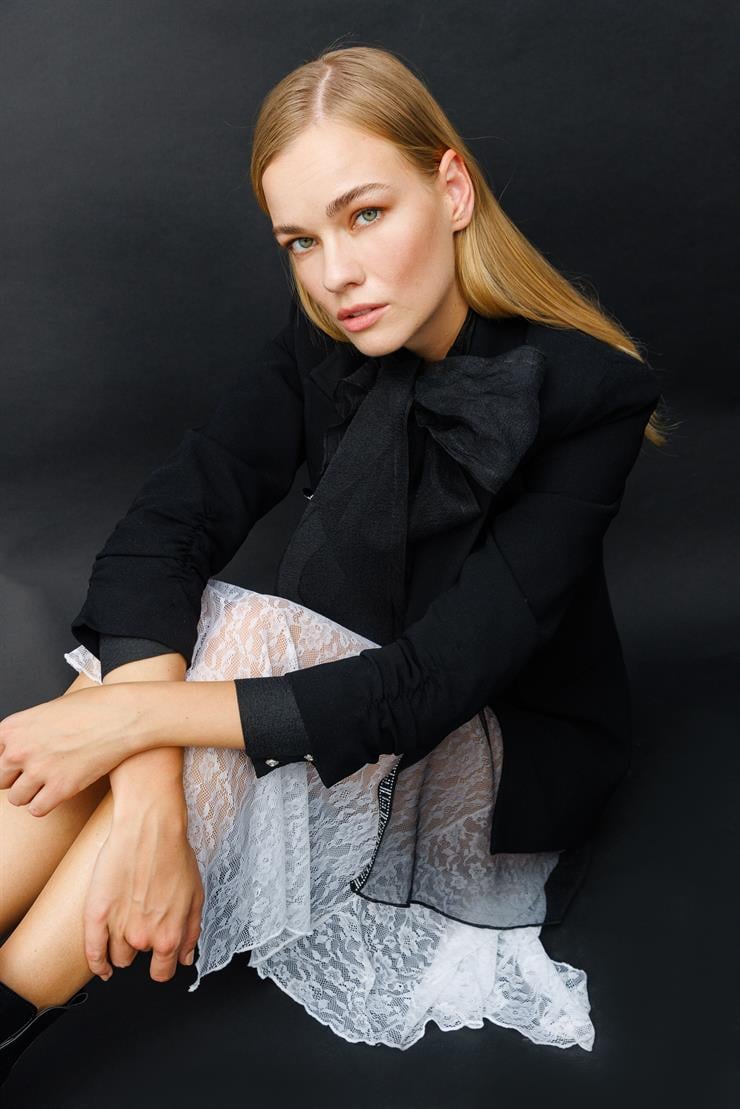 Modailgi  Kolu Büzgü Detaylı Ceket Siyah