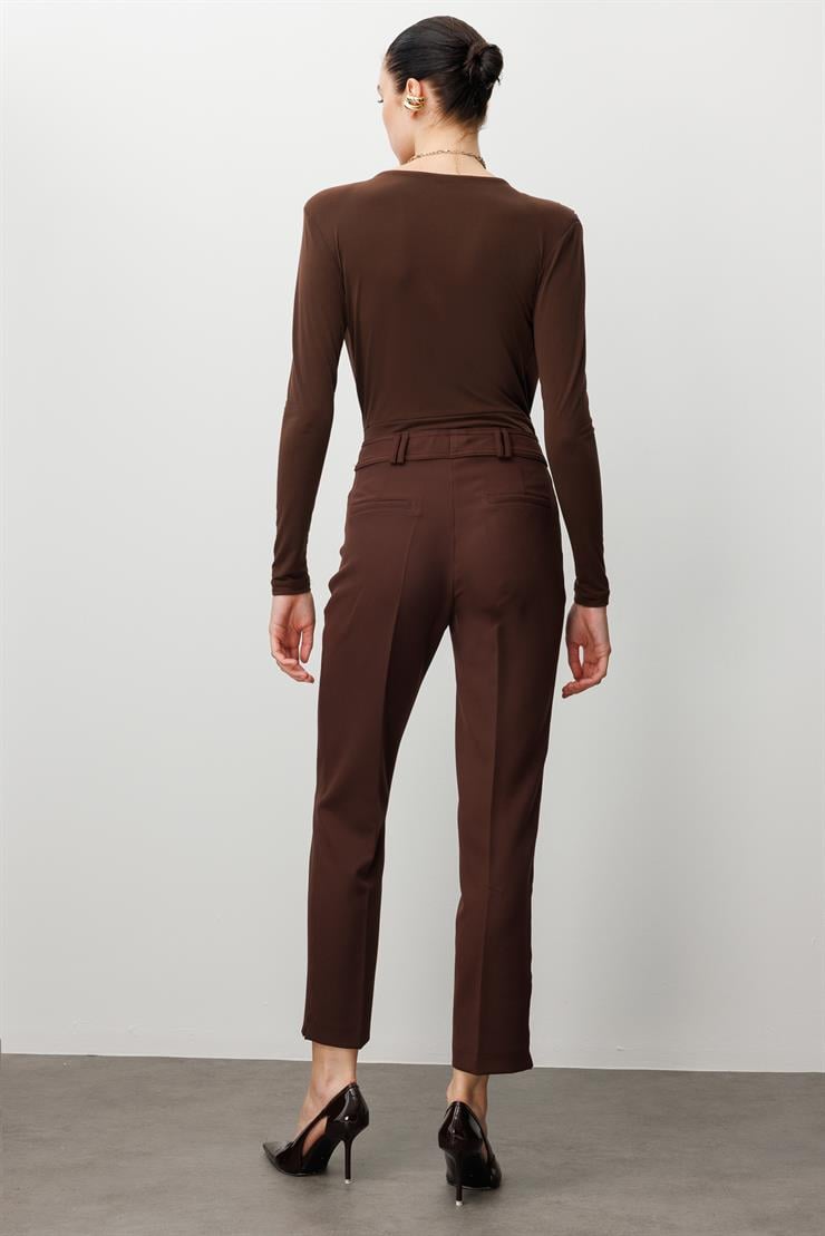 Modailgi  Köşe Cep Dar Paça Pantolon Kahve