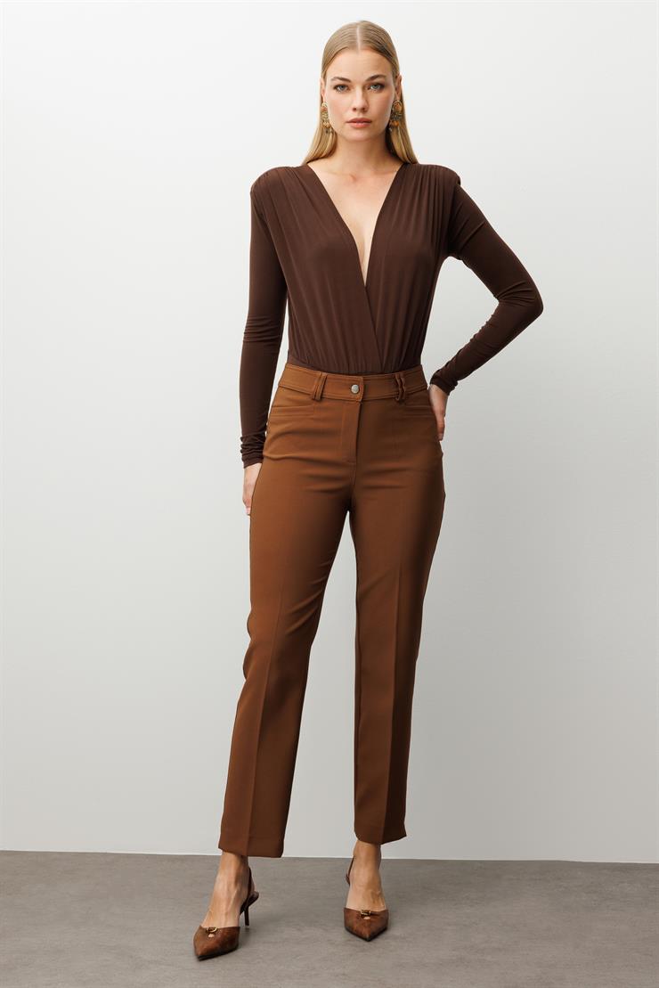 Modailgi  Köşe Cep Dar Paça Pantolon Taba