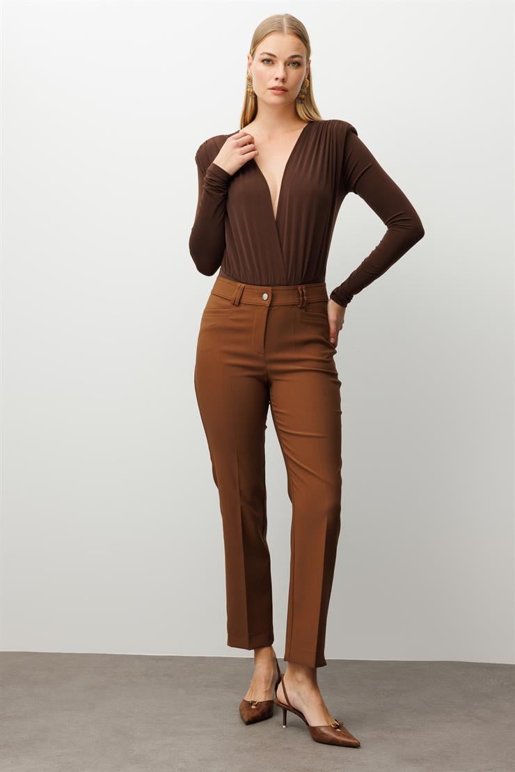 Modailgi  Köşe Cep Dar Paça Pantolon Taba