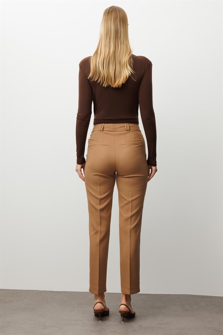 Modailgi  Köşe Cep Dar Paça Pantolon Vizon