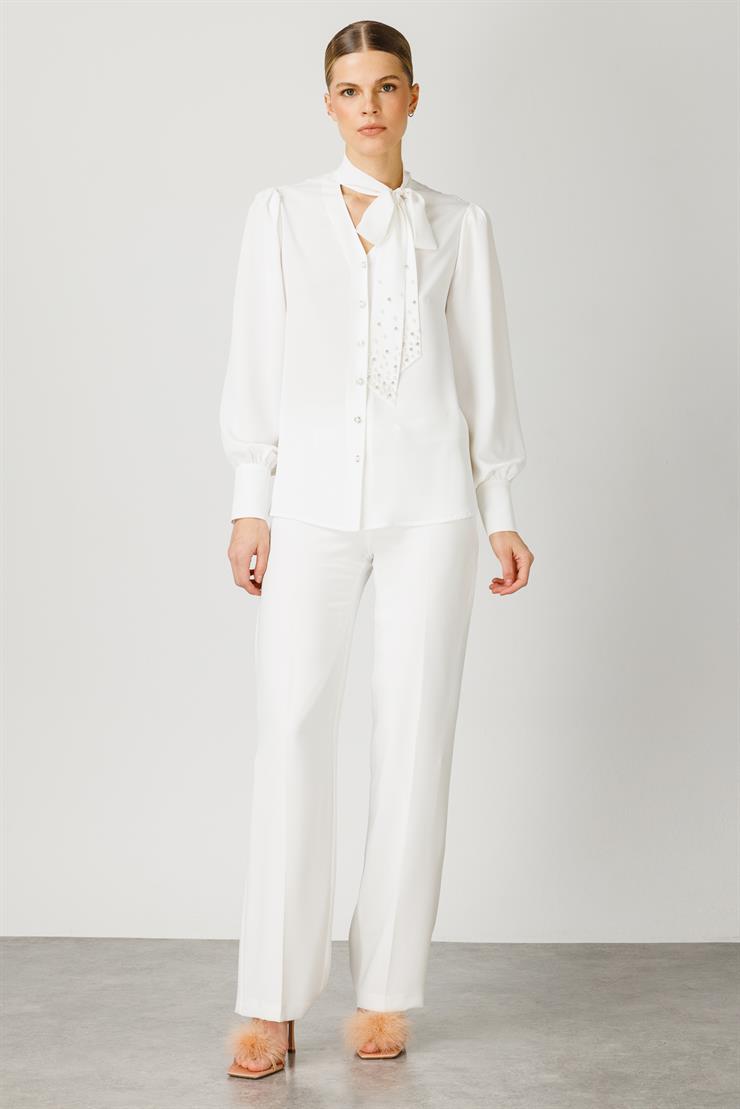 Modailgi  Kravat Yakalı İnci Detaylı Gömlek Ekru