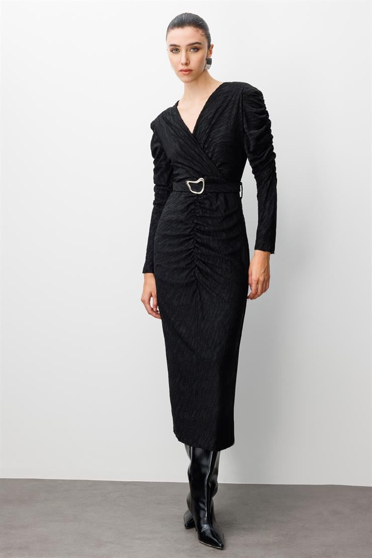 Modailgi  Kruvaze Büzgü Detaylı Jakar Yakma Kumaş Beli Kemerli Kalem Elbise Siyah