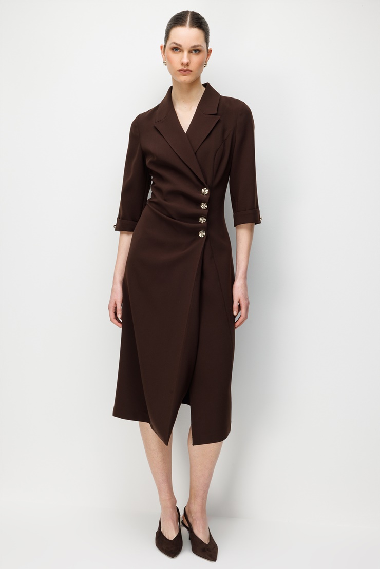 Modailgi  Kruvaze Kapama Düğme Detaylı Midi Boy Elbise Kahve