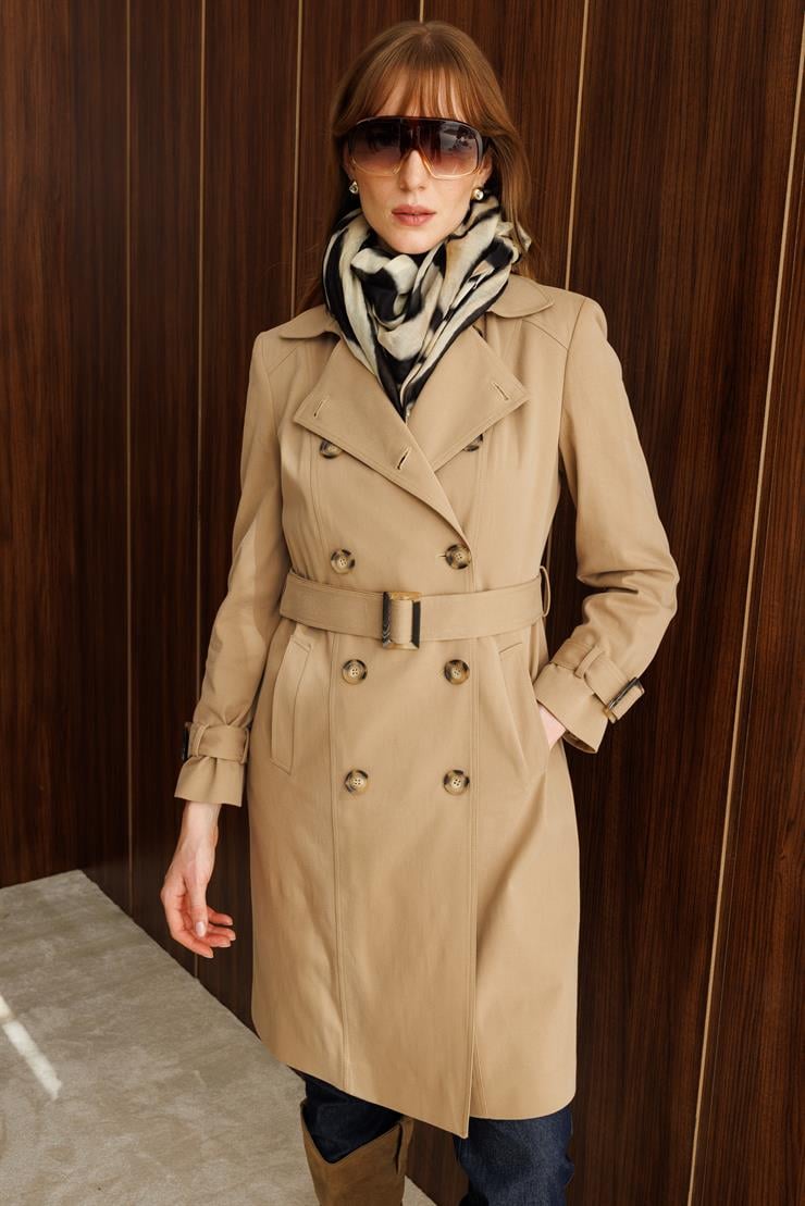 Modailgi  Kruvaze Kapamalı Beli Ve Kolları Kemer Kuşak Detaylı Spor Dikişli Astarlı Ara Boy Trençkot Camel