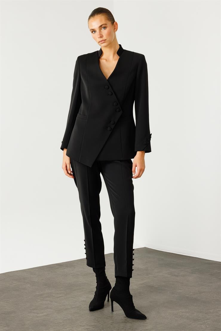 Modailgi  Kruvaze Kapamalı Dik Yakalı Kolları Düğme Detaylı Ceket Siyah